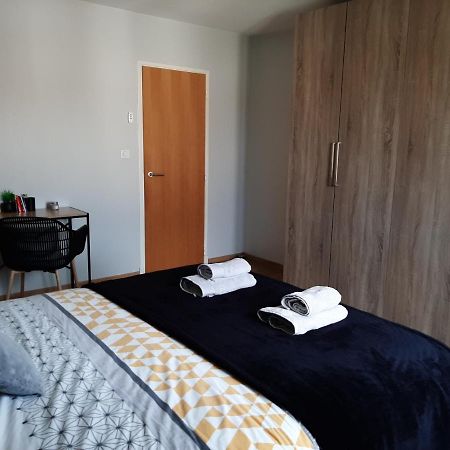 Chambre Double Dans Maison Chaleureuse Et Familiale Carcassonne Extérieur photo